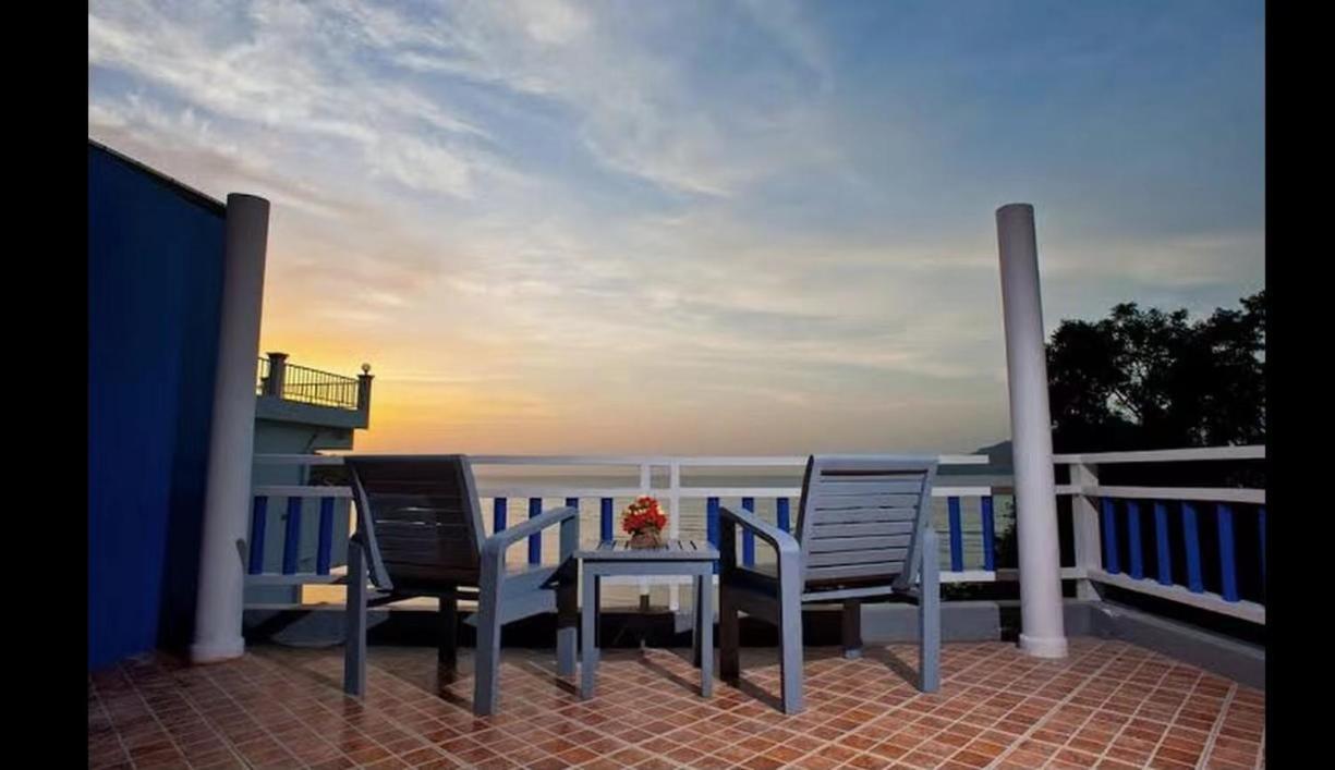 Hotel At Sea Patong Exterior foto